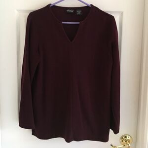 NY & CO Burgundy top